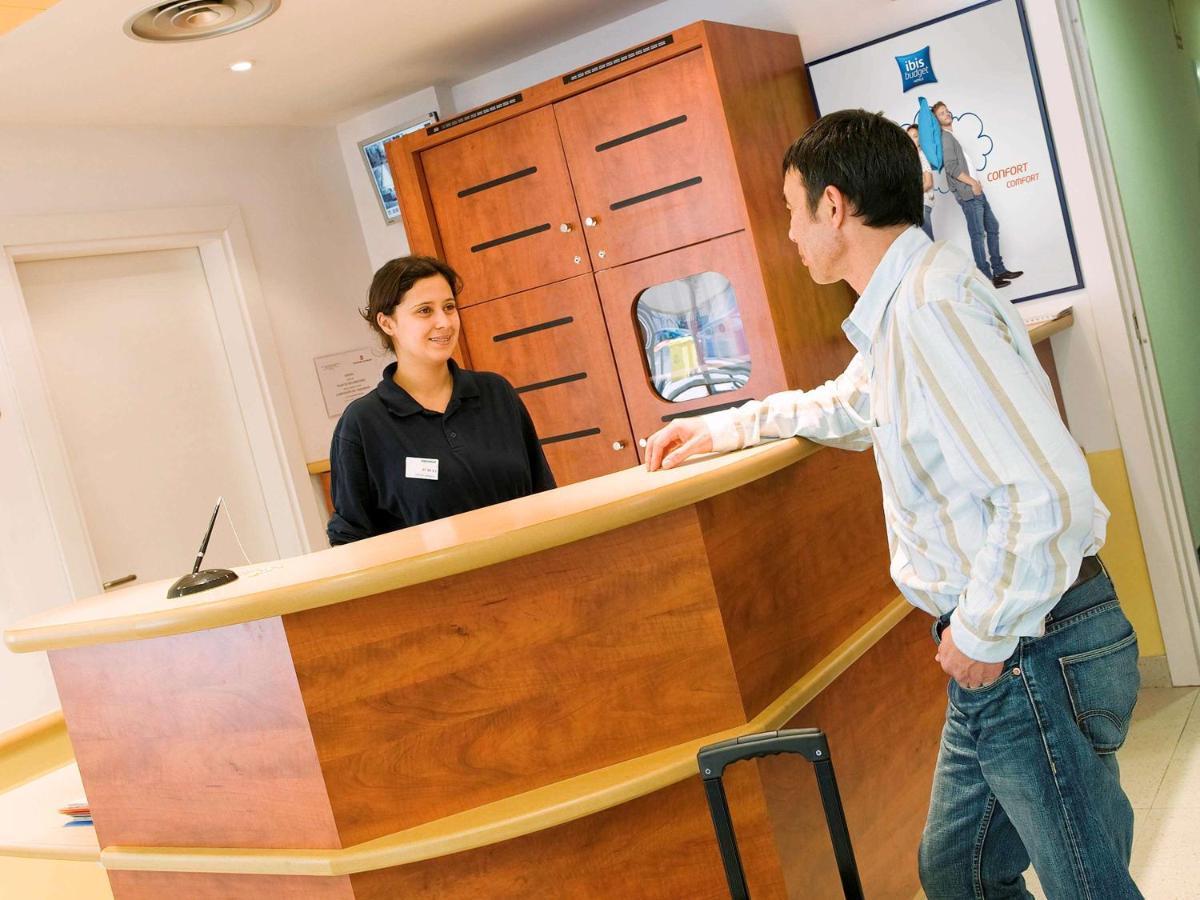 Ibis Budget Orleans Sud Comet Екстер'єр фото